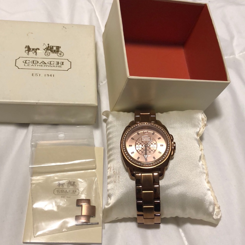 Coach Watch - Picture 4 of 4